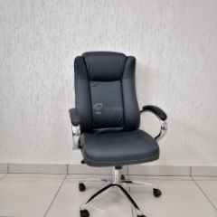 Кресло Barneo K-45 для руководителя (черная экокожа) в Ишиме - ishim.mebel24.online | фото 1