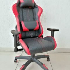 Кресло геймерское Barneo K-52 (черная экокожа красные вставки) в Ишиме - ishim.mebel24.online | фото