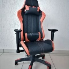 Кресло геймерское Barneo K-52 (черная экокожа оранжевые вставки) в Ишиме - ishim.mebel24.online | фото 1