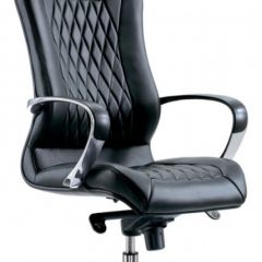 Кресло руководителя Бюрократ _AURA/BLACK черный в Ишиме - ishim.mebel24.online | фото 1