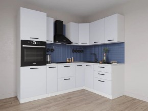 Кухонный гарнитур угловой Смоки 2400*1600 (Стол. 26мм) в Ишиме - ishim.mebel24.online | фото 1