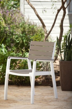 Стул c подлокотниками Гармония (Harmony armchair) белый-капучино в Ишиме - ishim.mebel24.online | фото 1